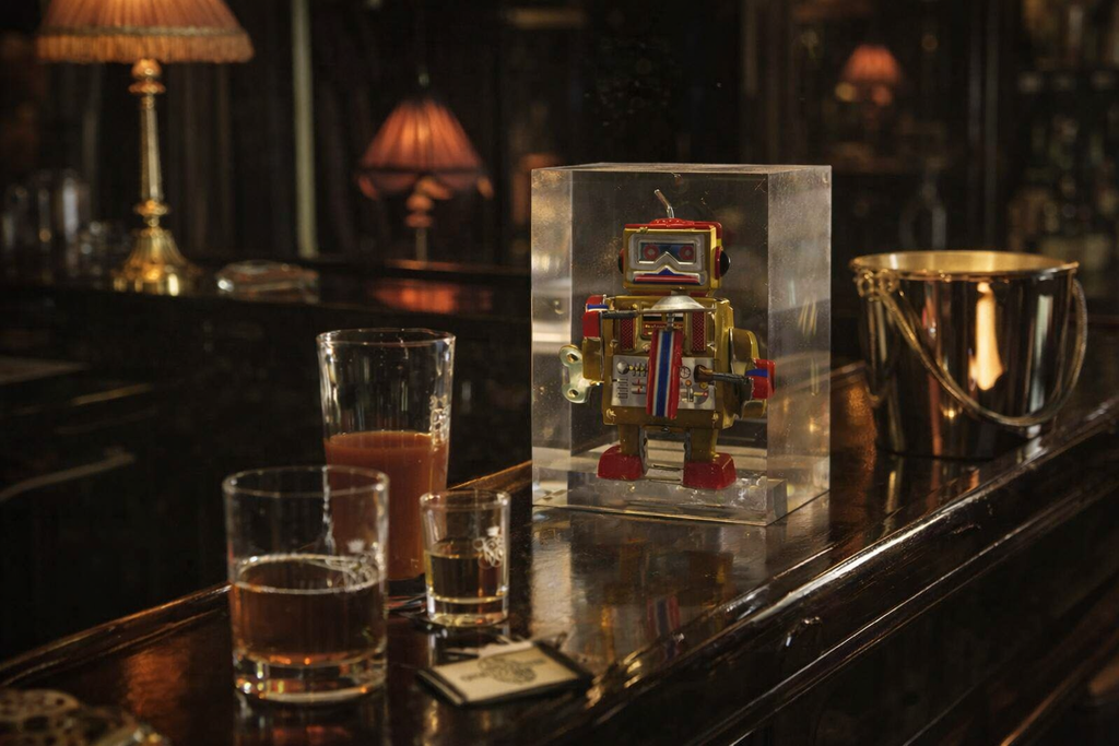 Retro - Bot